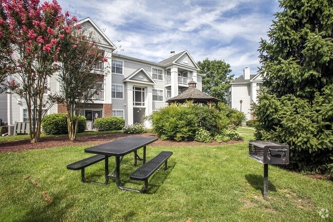 Building Photo - The Fields at Rock Creek Rental