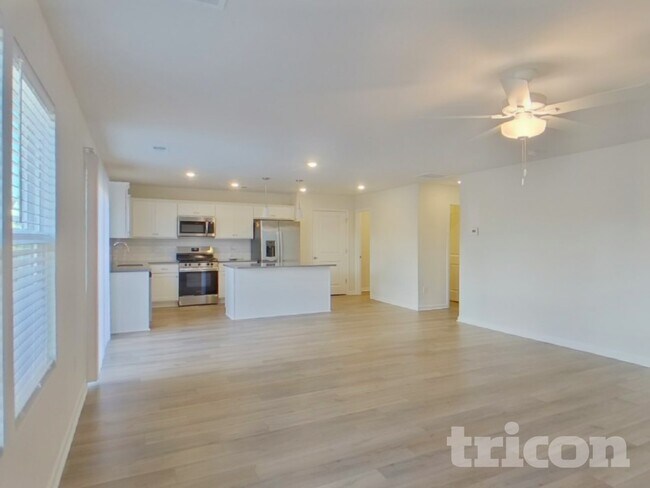 Photo - 356 Prosperity Ln