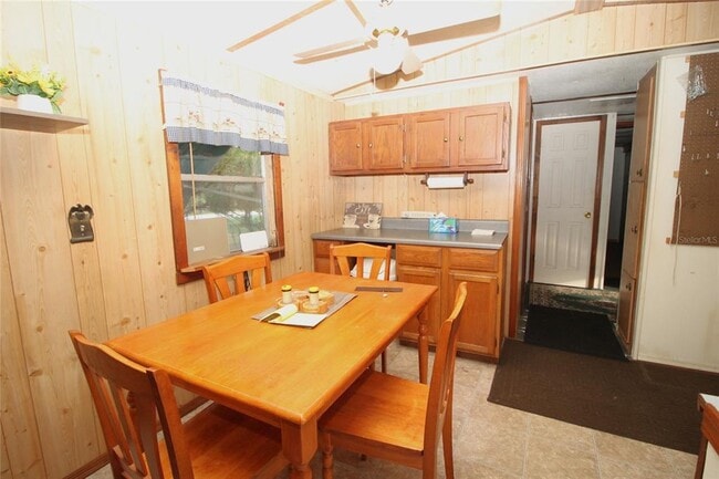 Photo - 18842 Triple E Rd