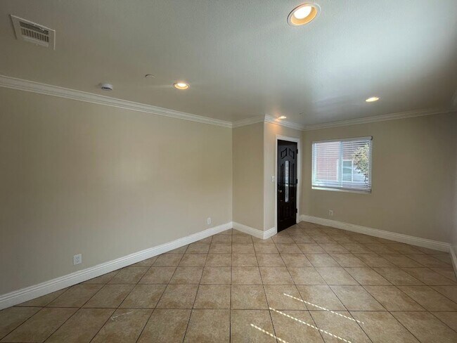 Photo - 8931 Orchard Ave Unit BACK HOUSE