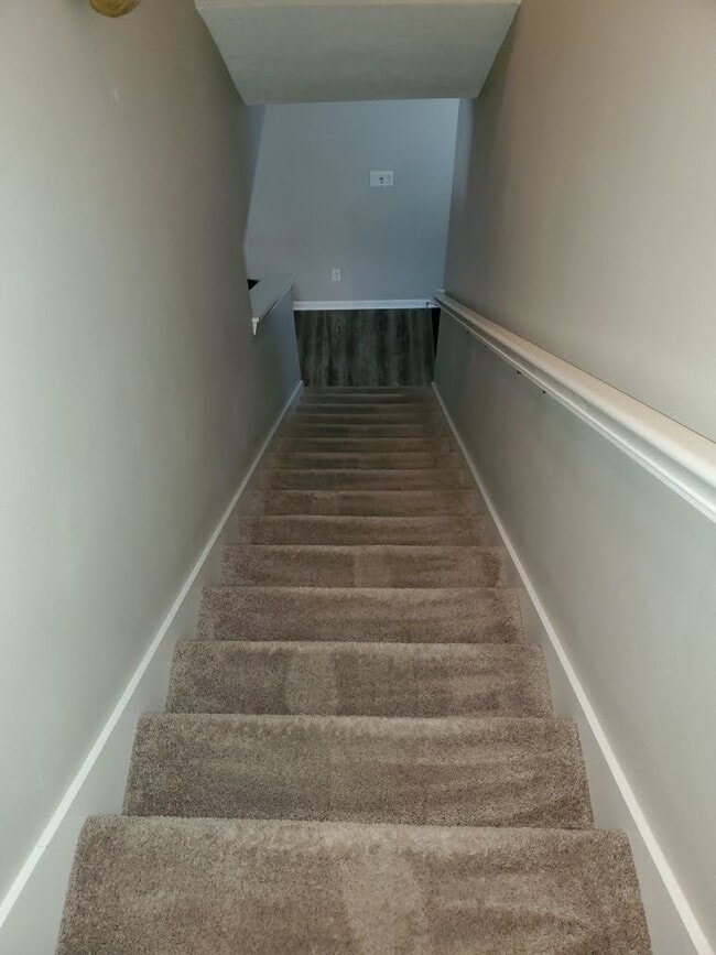 913 SE 10th Ln Townhome Townhome Rental in Grimes IA