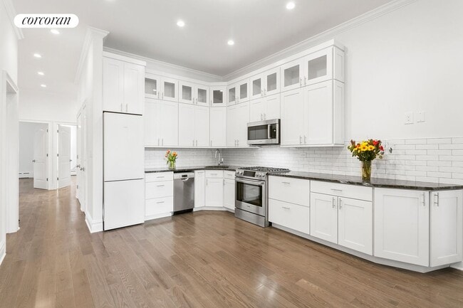 Photo - 137 Atlantic Ave