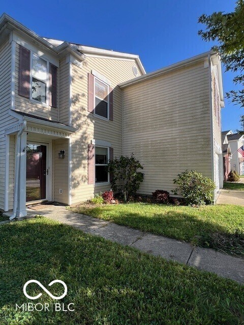 Photo - 912 Saraina Rd