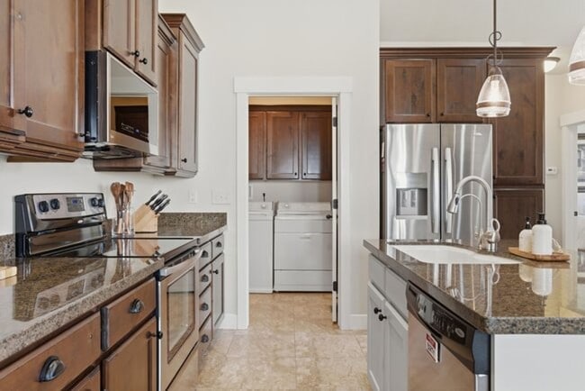 Photo - Beautiful Riverton Townhome in Gated Community!