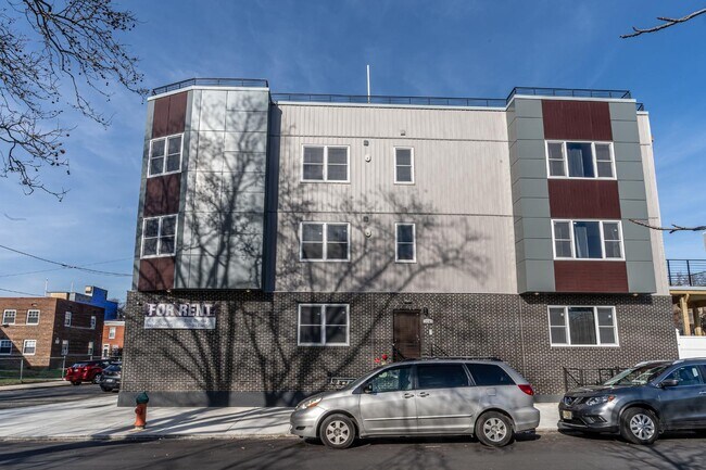 Photo - 2045 N College Ave