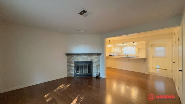 7800 Westfield Rd