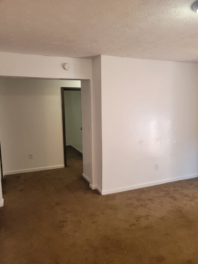 Photo - 939 Taylor Dr Unit 11