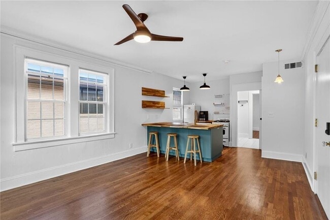 Photo - 824 Greenwood Ave NE Unit 8