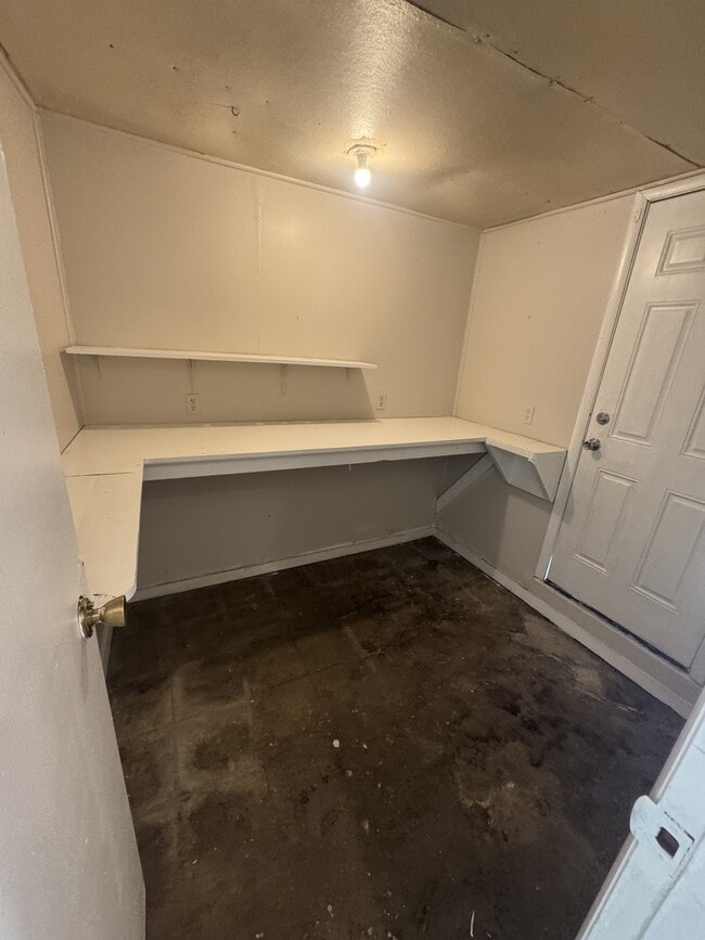 Photo - 1808 SE 24th St