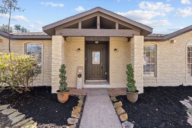 Photo - 15514 Diana Ln