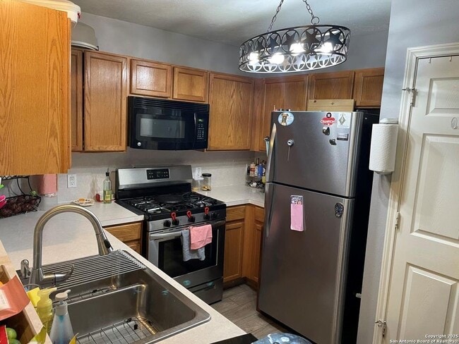 Photo - 4210 Field Meadow Dr