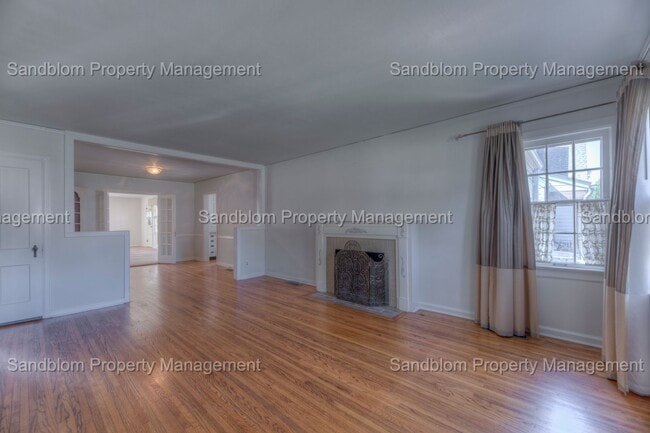 Photo - For Lease | Brookside | $1800 Rent | Available now!