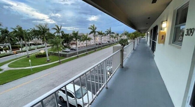 Photo - 270 Layne Blvd Unit 215