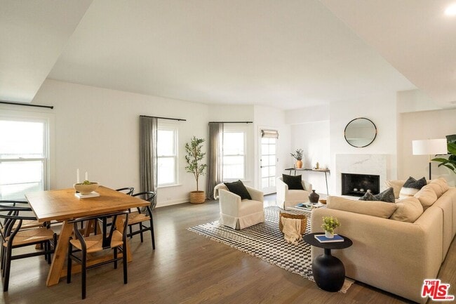 Photo - 2622 2nd St Unit 2