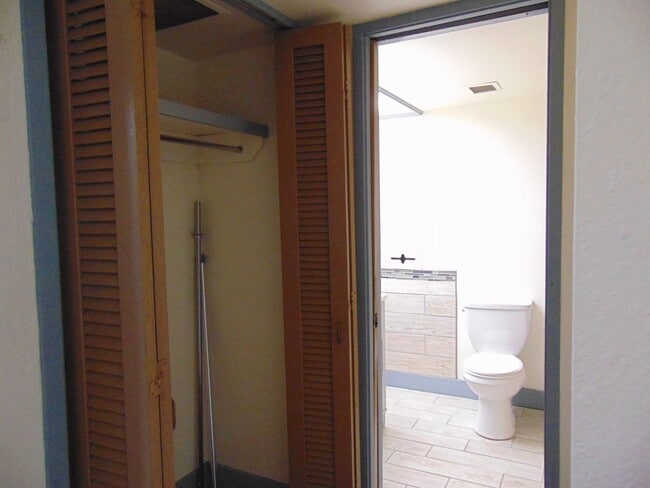 Photo - Waiakea Villas Condo - Studio w/ full kitchen plus lanai Unit 5136