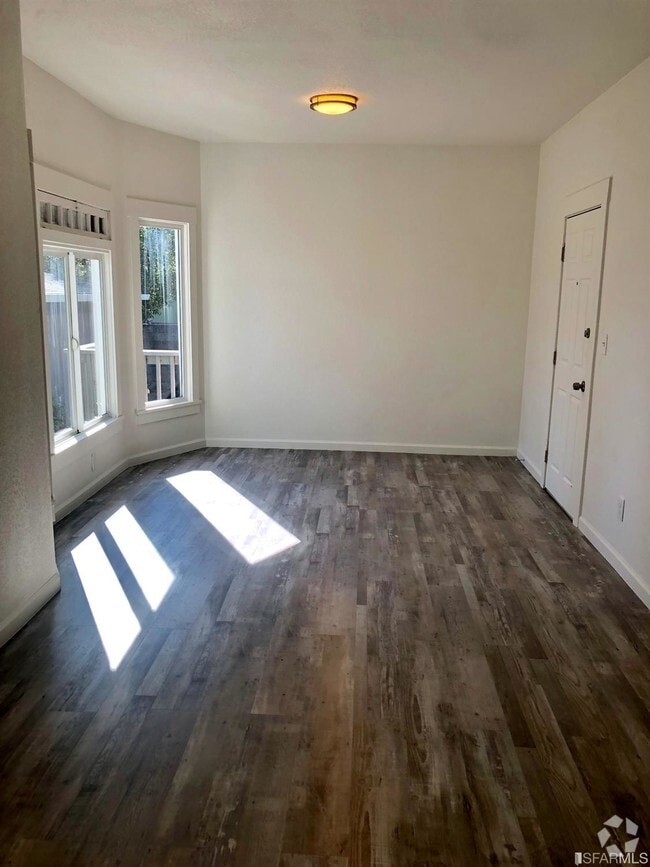 Building Photo - 1007 MacArthur Blvd Rental