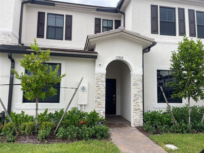 Building Photo - 12868 SW 232nd Ln