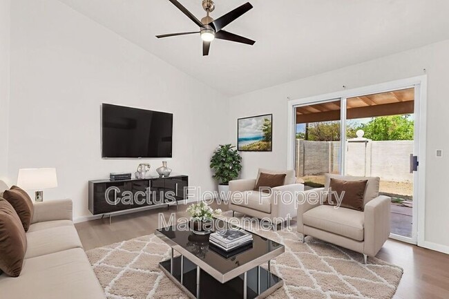 Photo - 1132 E Harbor View Dr