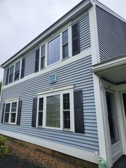 605 Springbrook Cir