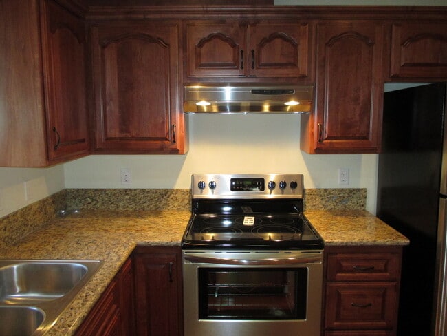 Photo - Beautiful Three Bedroom in South Salem Unidad A