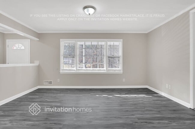 Photo - 690 Teague Dr NW
