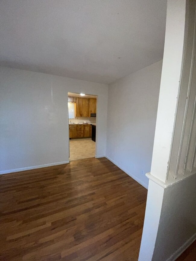 Photo - STUDENTS WELCOME! Campus West 5 Bed 2 Bath Ranch w/ Finished Basement