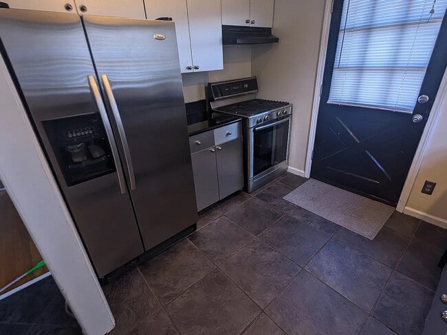 Photo - 1025 Brookhurst Dr