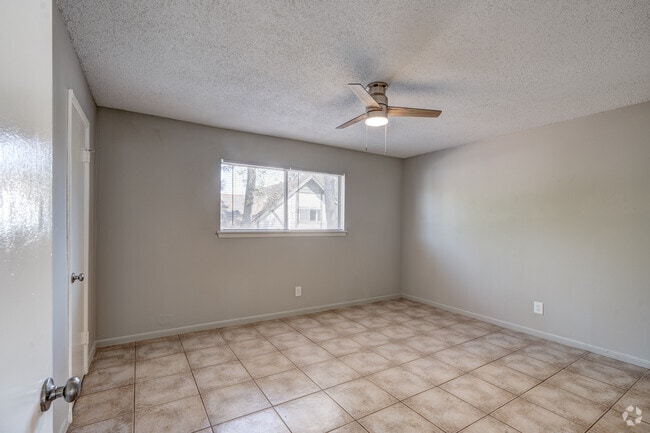 1BR, 1BA - 675SF