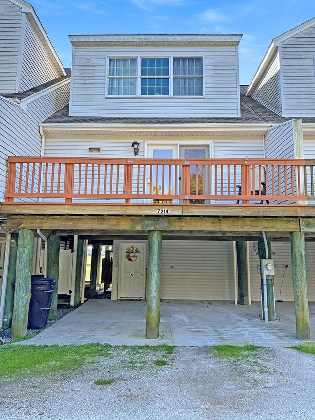 Photo - 7214 FIDDLER Ln