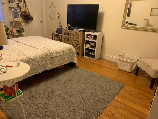 Photo - 19 Melvin Ave Unit 4