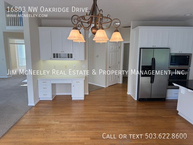 Photo - 16803 NW Oakridge Dr