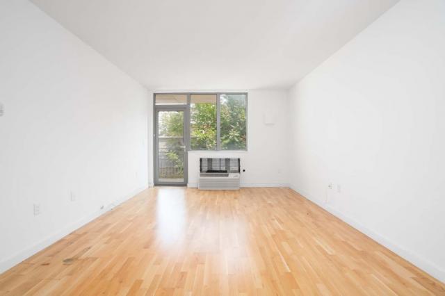 Building Photo - 0 bedroom in Astoria NY 11102 Unit 3J Rental