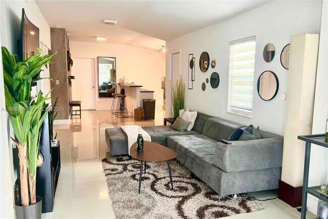 Photo - 3132 NW 43rd St