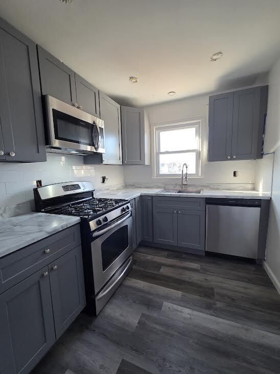 Photo - 25 Oxford St