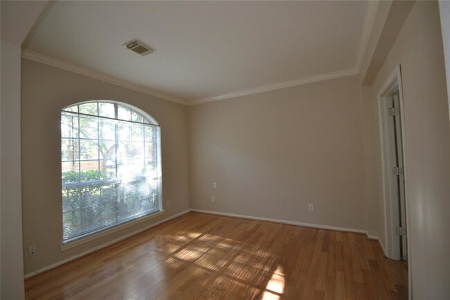 Photo - Amesbury Lane, Sugar Land, TX 77478 - 4 BR 2.5 BA single-family home