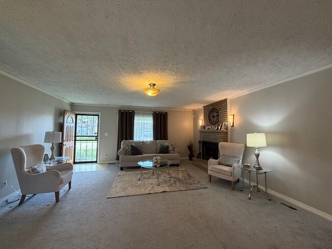 Photo - 3513 Roseway Dr