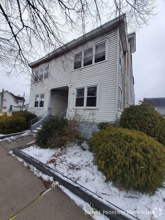 Building Photo - 506-508 Market St- Rental