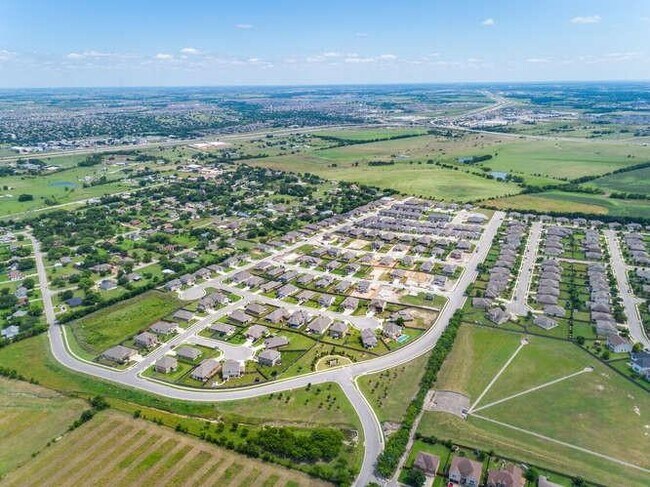 Photo - 719 Coconut Grove St