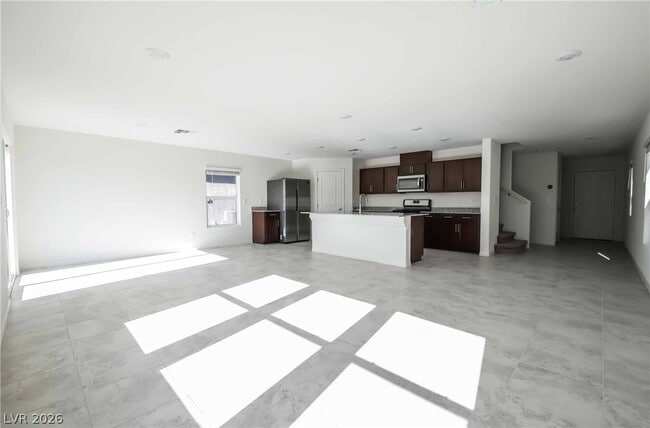 Photo - 7087 Baza Ave