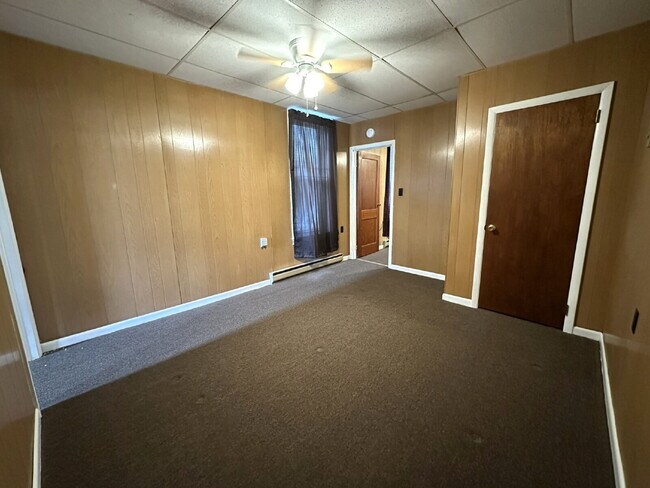 Second Floor Apartment in Westminster