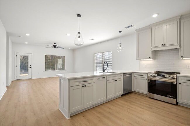 Photo - West Little Rock - 1500 SqFt New Constuction 3 Bed 2 Bath off Kanis Road