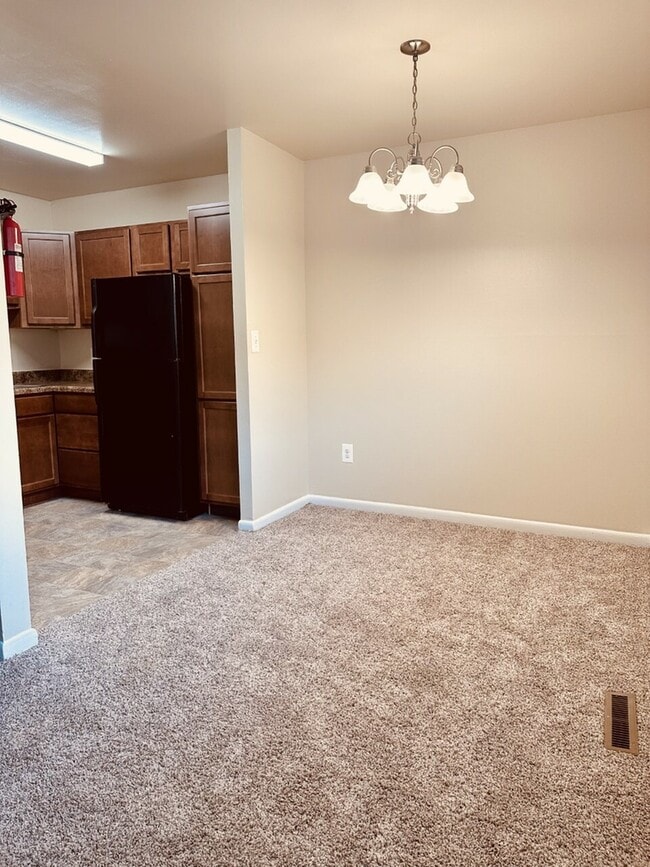 Courtyard Apartments