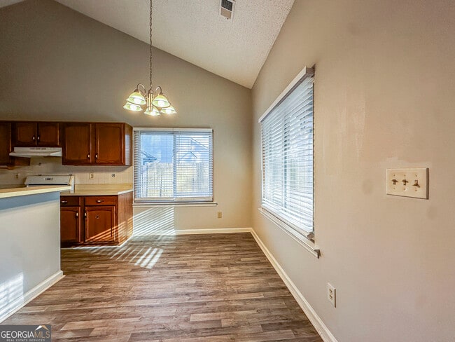 5724 Rex Mill Creek