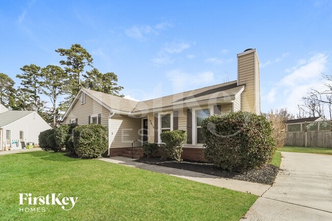 Photo - 9812 Logging Pl