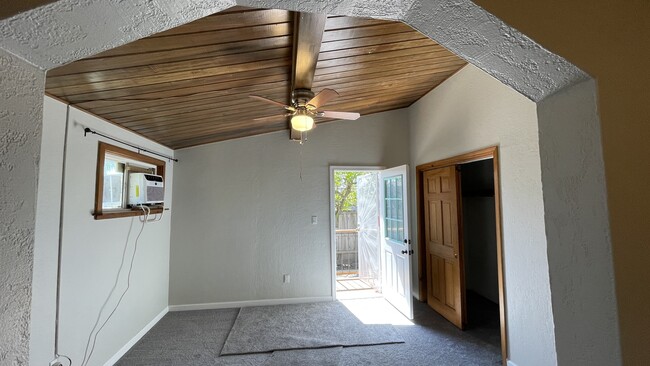 Building Photo - 14105 Sycamore Ave Unit IN LAW QUARTERS
