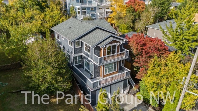 Building Photo - Marvelous Madison Valley Home * Central A/...