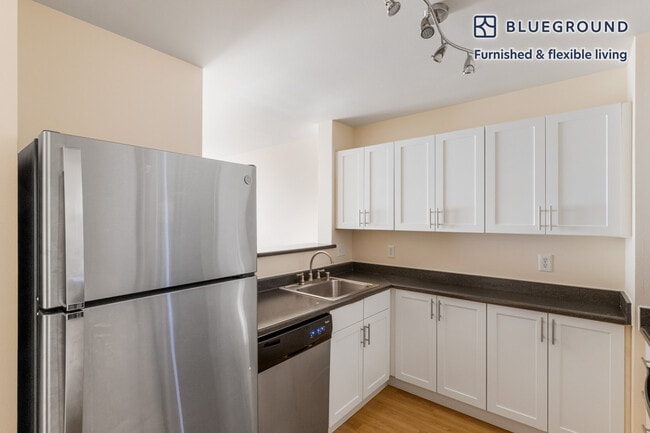 Photo - 938 110th Ave NE Unit FL4-ID373