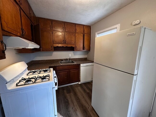 Photo - 3 bed 1 bath property in Decatur!!