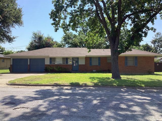 Building Photo - 2020 Robinwood Dr Rental
