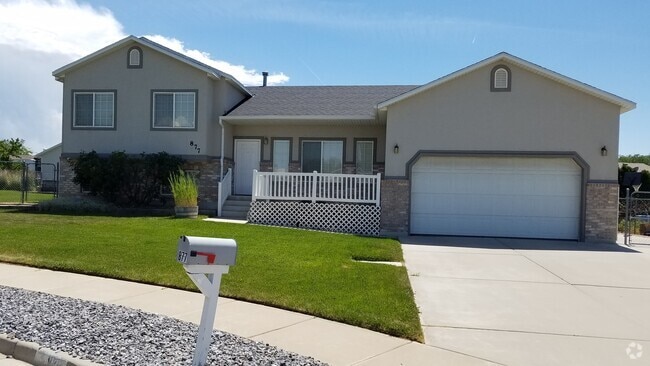 Building Photo - 877 W 1145 N Rental